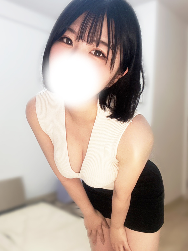 笑茉（えま）