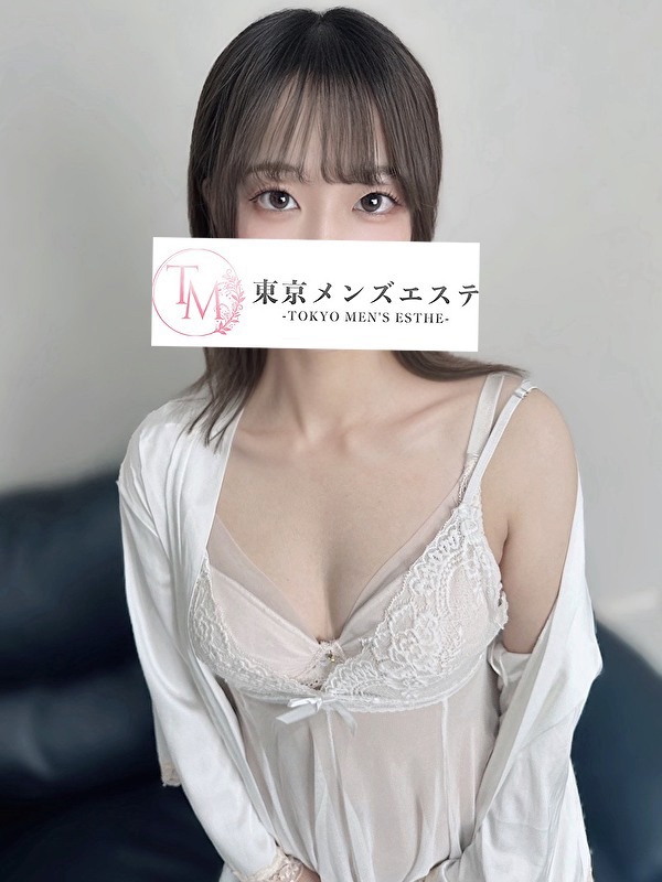 東京メンズエステ|しゅな癒しのDカップセラピスト、オイル施術中