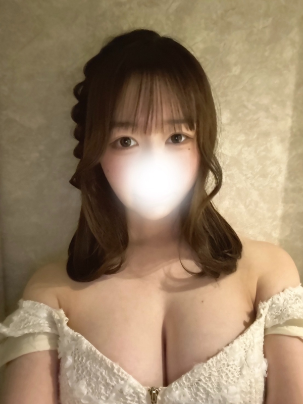 ひなこの画像
